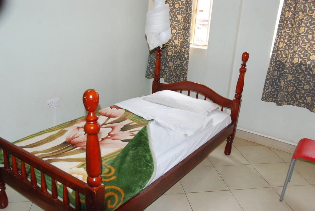 Serene Hotel Кампала Номер фото
