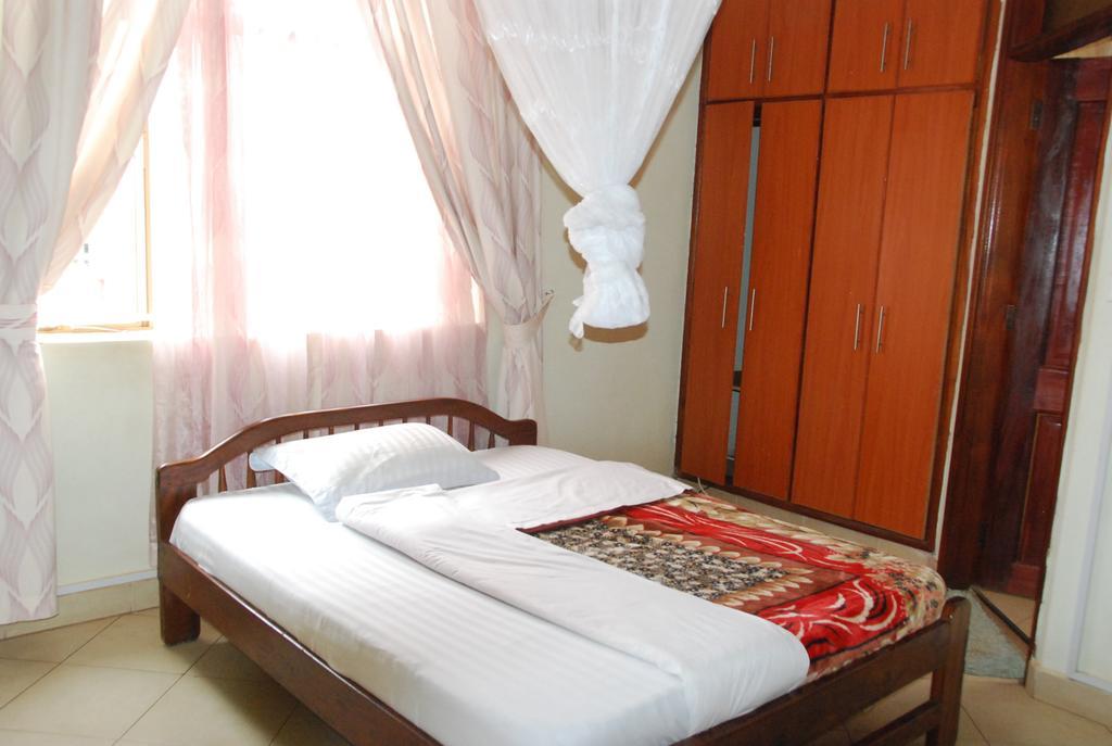 Serene Hotel Кампала Номер фото